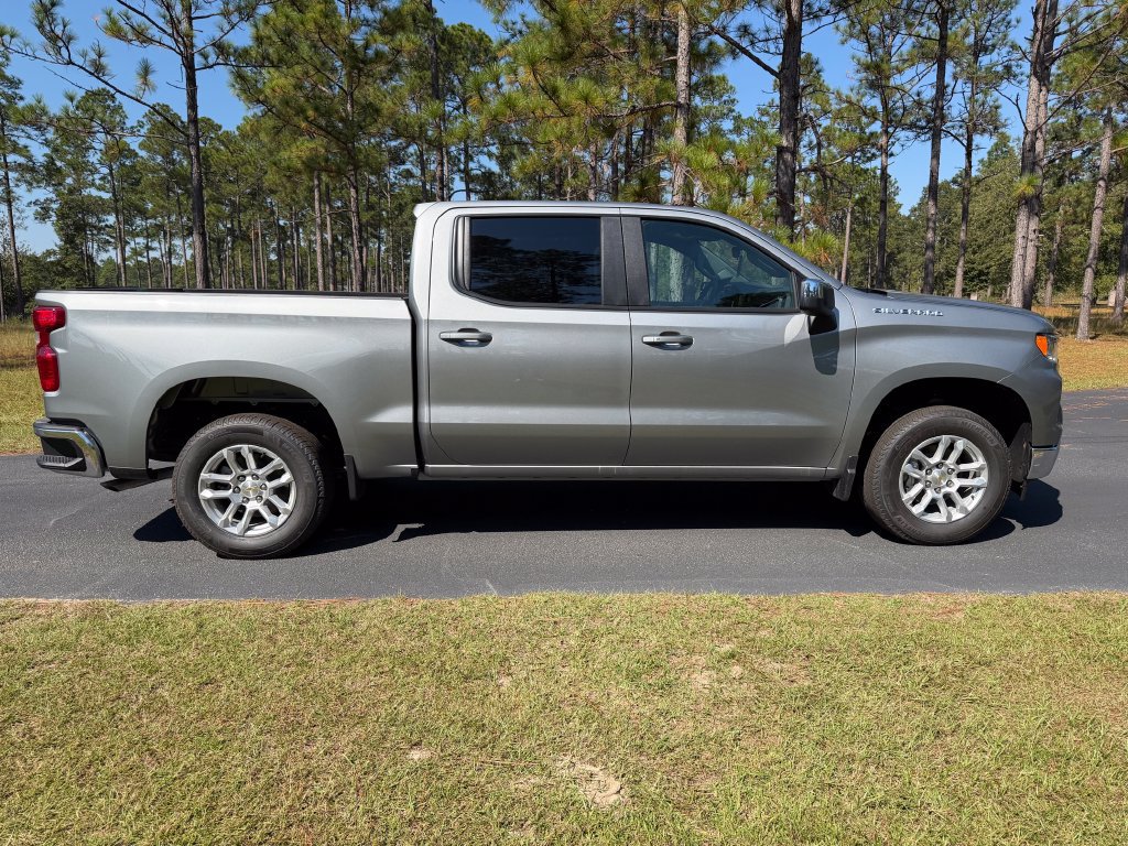 2026 Chevrolet Silverado 1500 LT - Photo 6