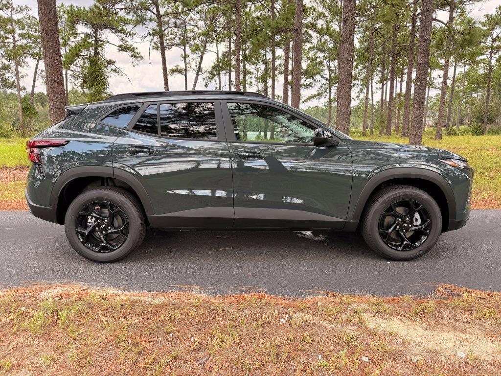 2026 Chevrolet Trax LT - Photo 6