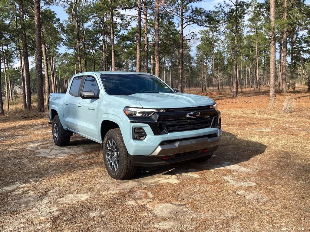 2025 Chevrolet Colorado Z71 - Photo 7
