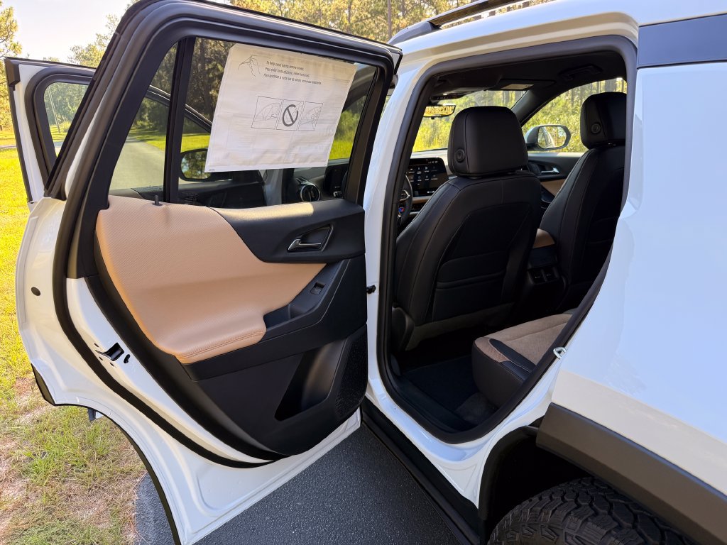 2027 Chevrolet Equinox ACTIV - Photo 25