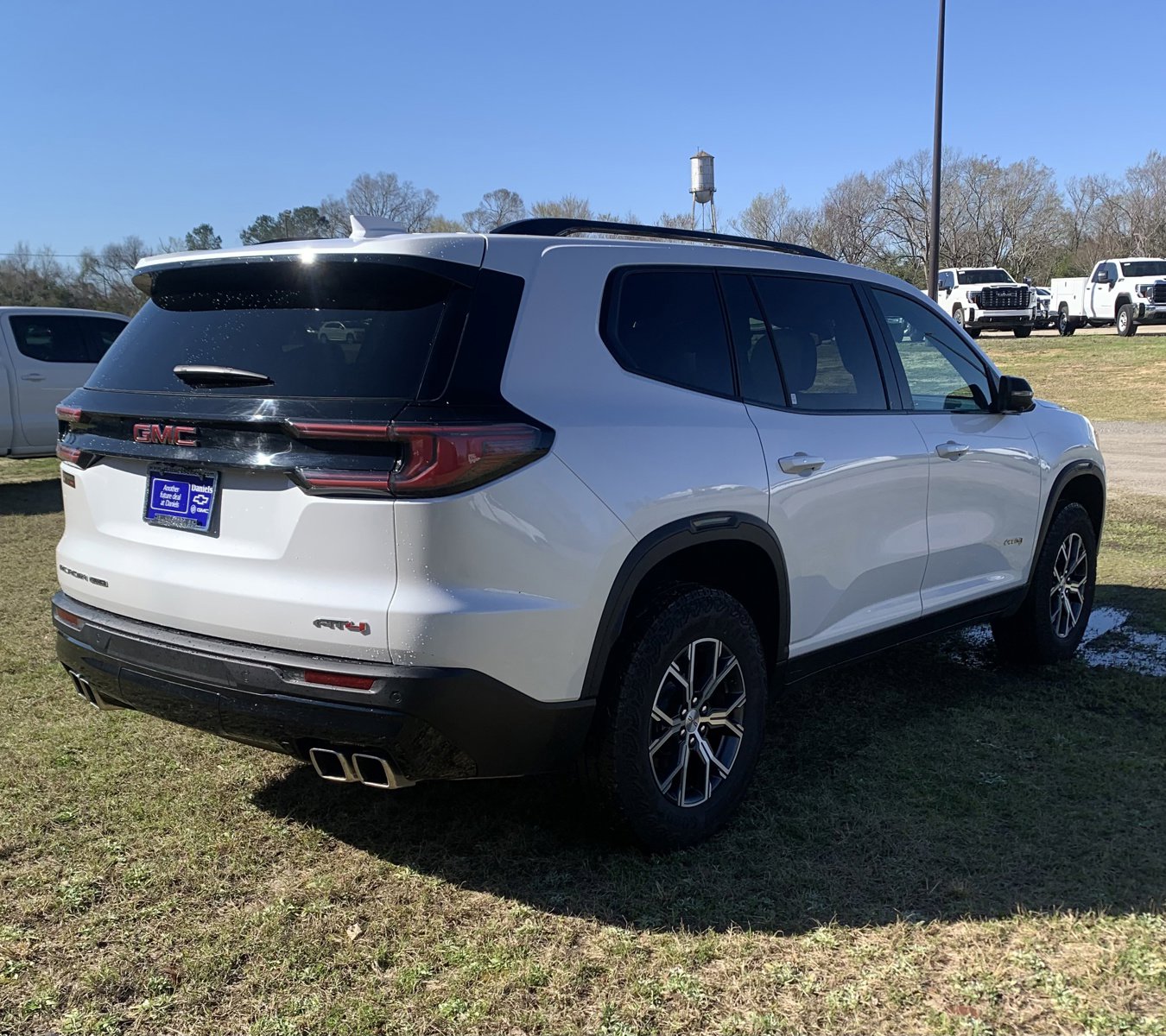 2024 Gmc Acadia AT4 photo 2