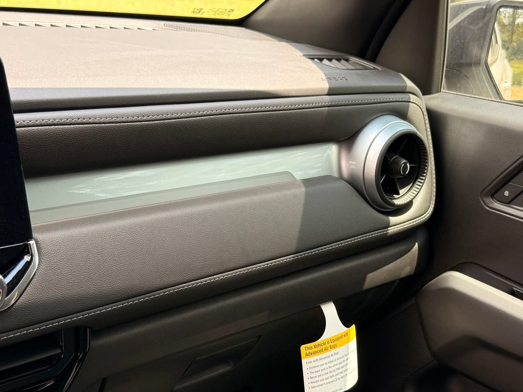 2026 Chevrolet Colorado LT - Photo 19