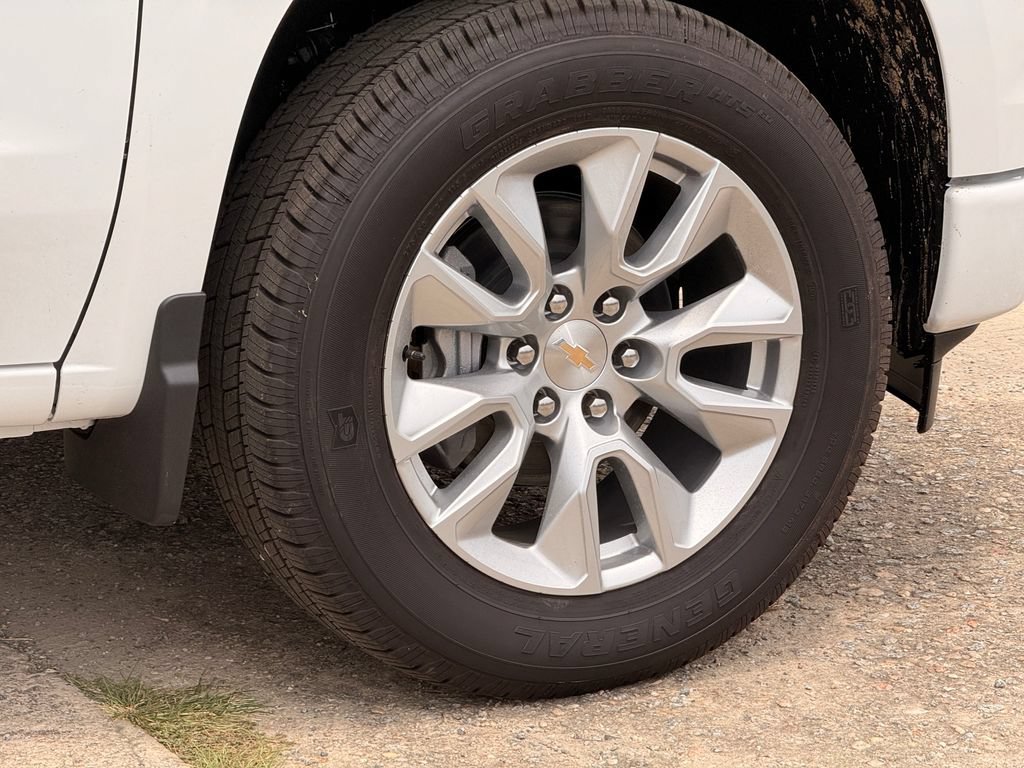 2026 Chevrolet Silverado 1500 Custom - Photo 10