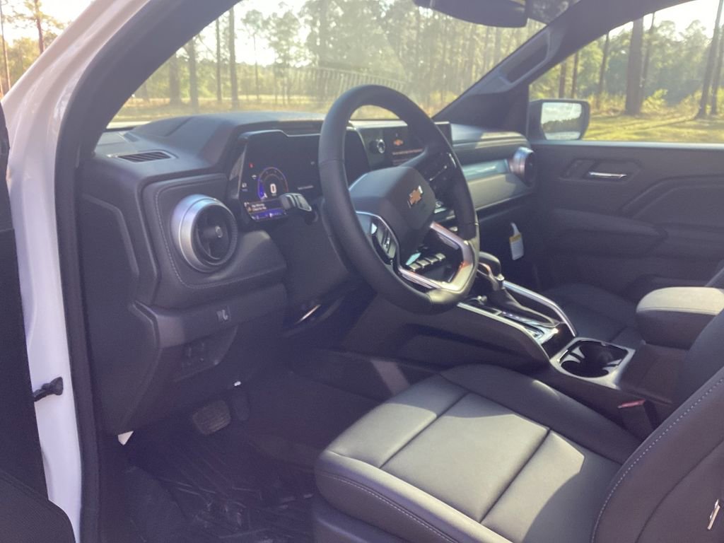2026 Chevrolet Colorado LT - Photo 11
