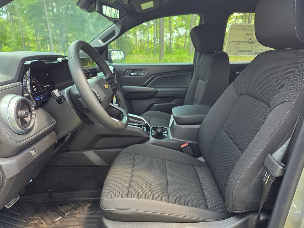 2026 Chevrolet Colorado LT - Photo 13