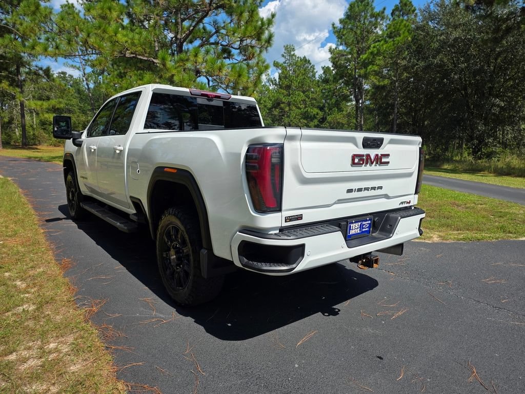 Used 2024 GMC Sierra 2500 HD AT4 Truck