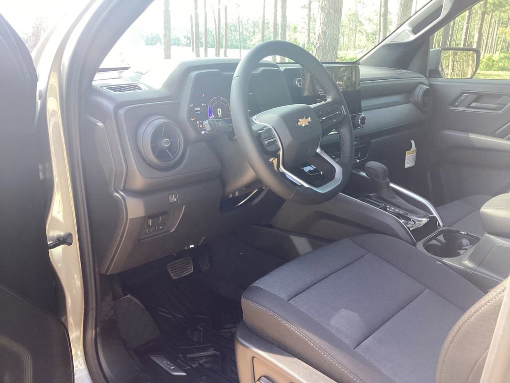 2026 Chevrolet Colorado Work Truck - Photo 11