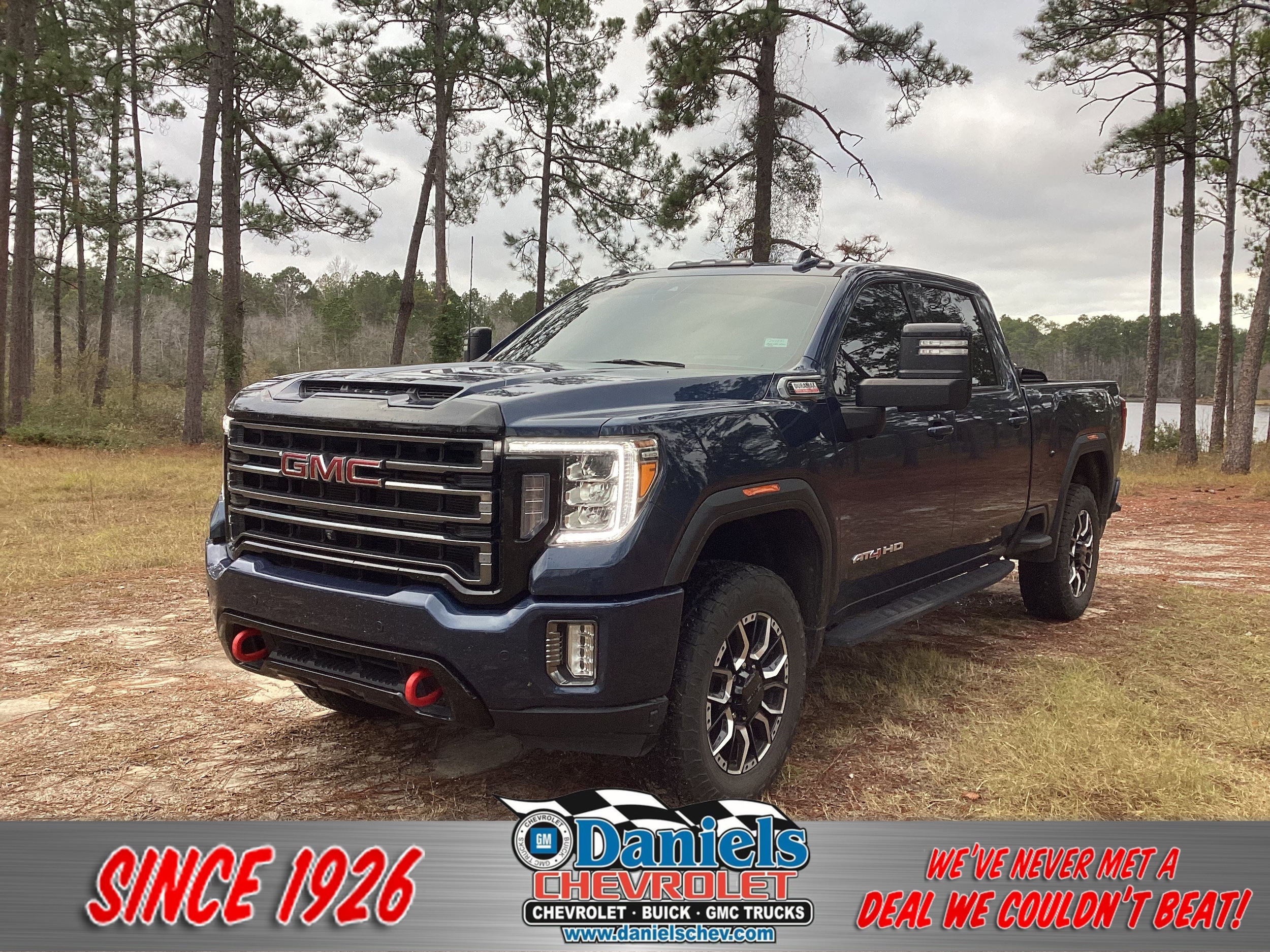 2022 GMC Sierra 2500HD AT4's photo