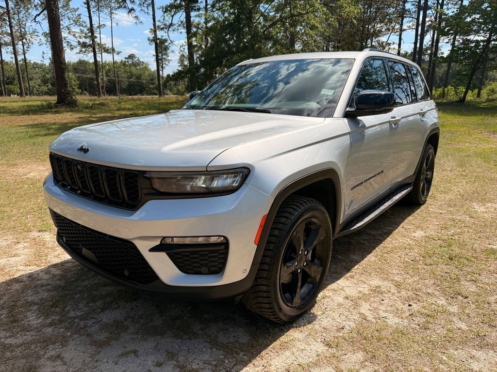 Used 2024 Jeep Grand Cherokee Limited