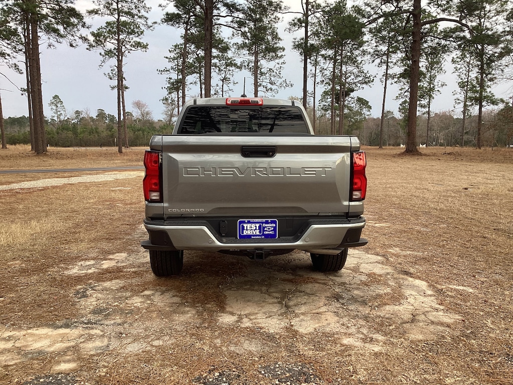 New 2025 Chevrolet Colorado WT/LT Truck