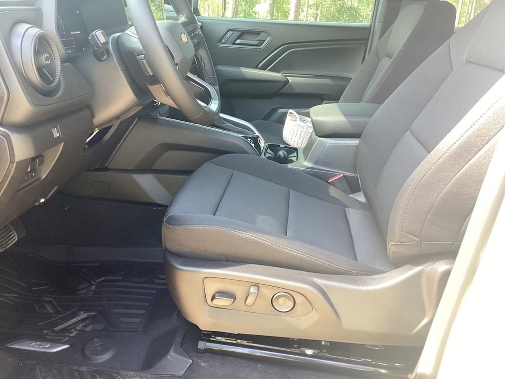 2026 Chevrolet Colorado Work Truck - Photo 12