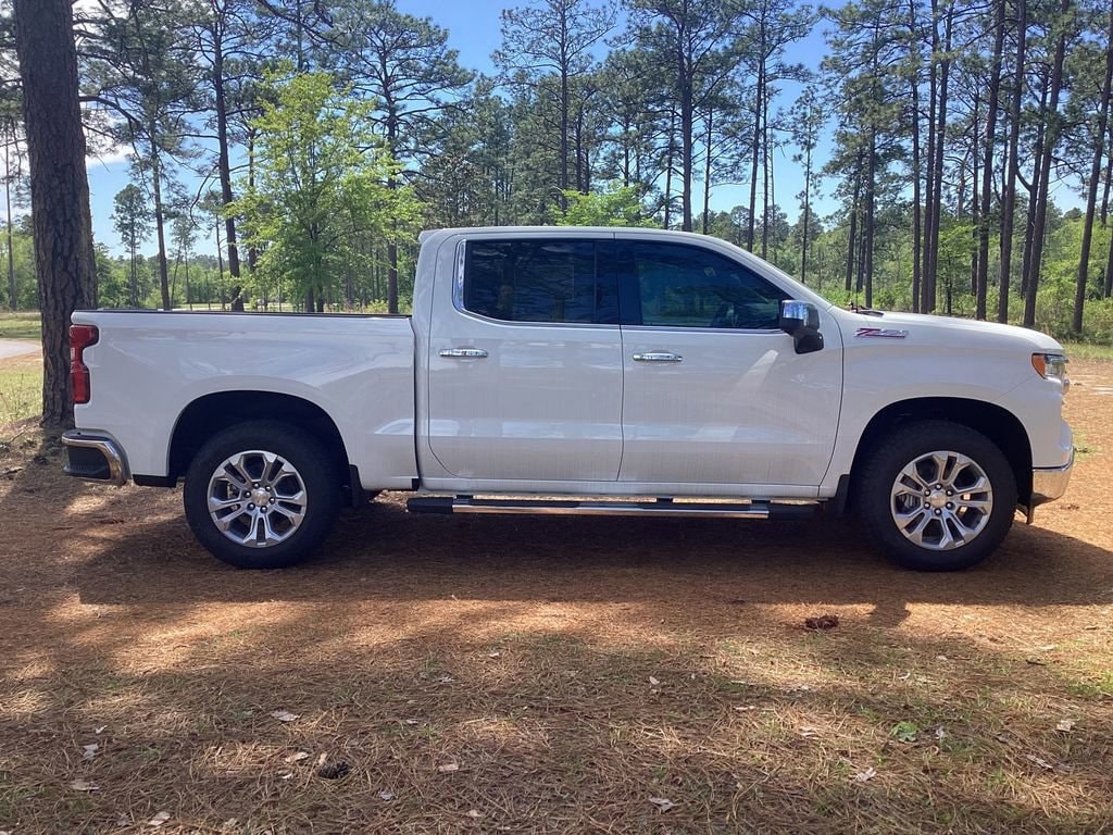 2026 Chevrolet Silverado 1500 LTZ - Photo 6