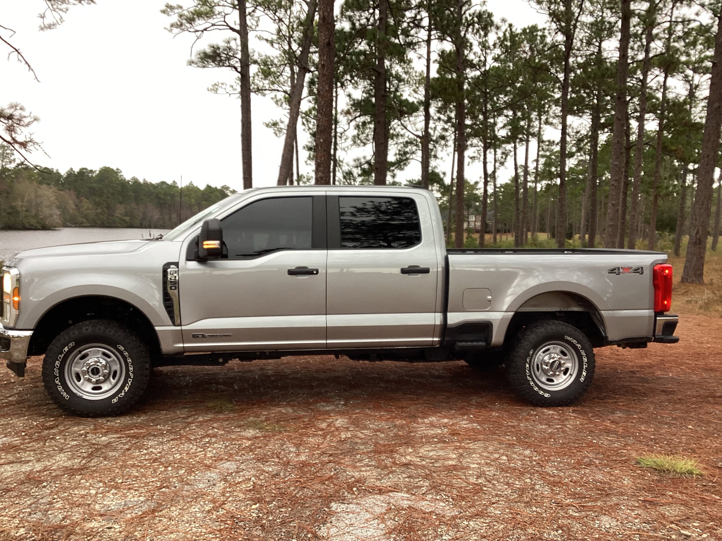 2024 Ford F-250 XL photo 2