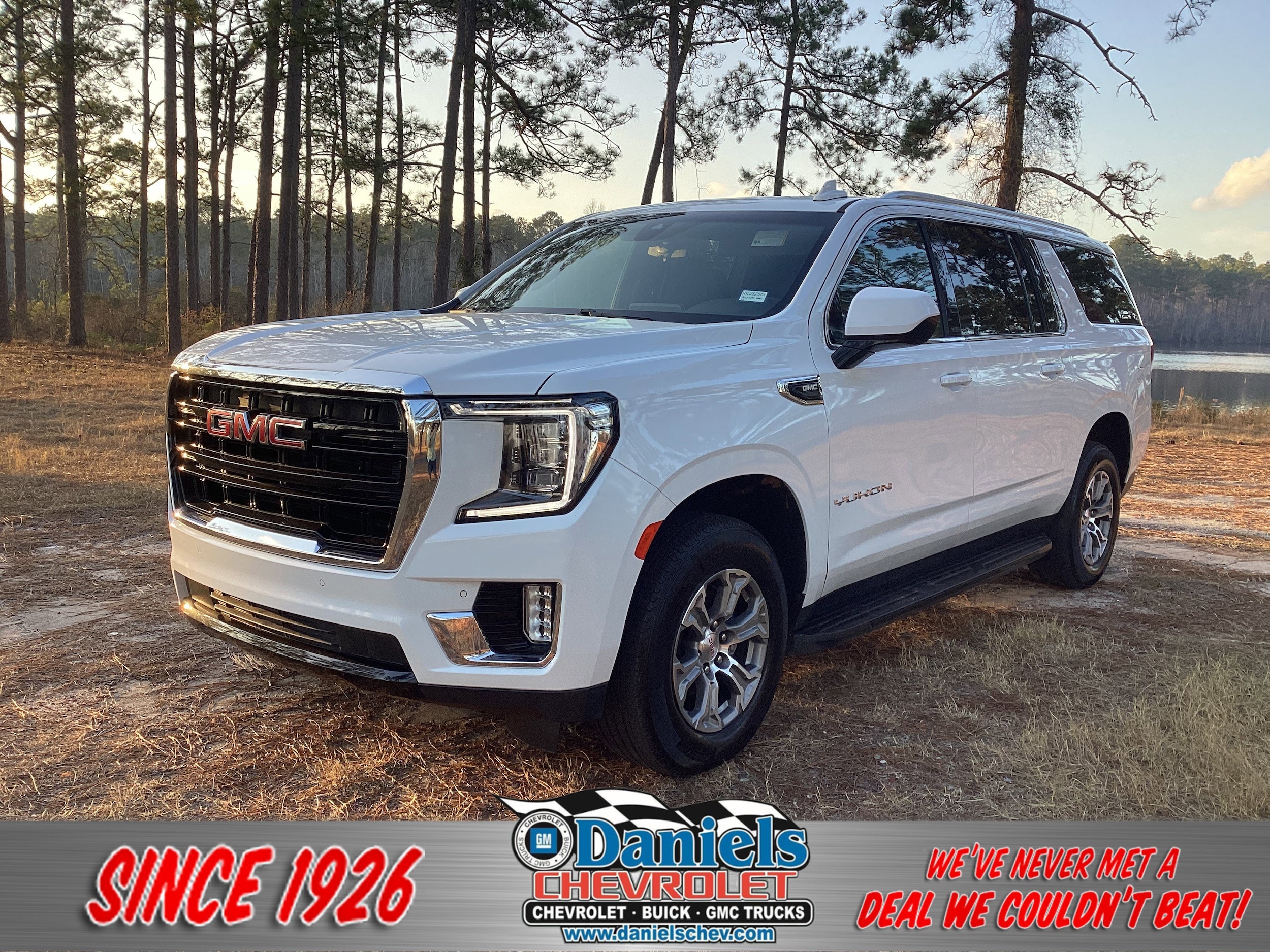 2022 GMC Yukon XL SLE's photo