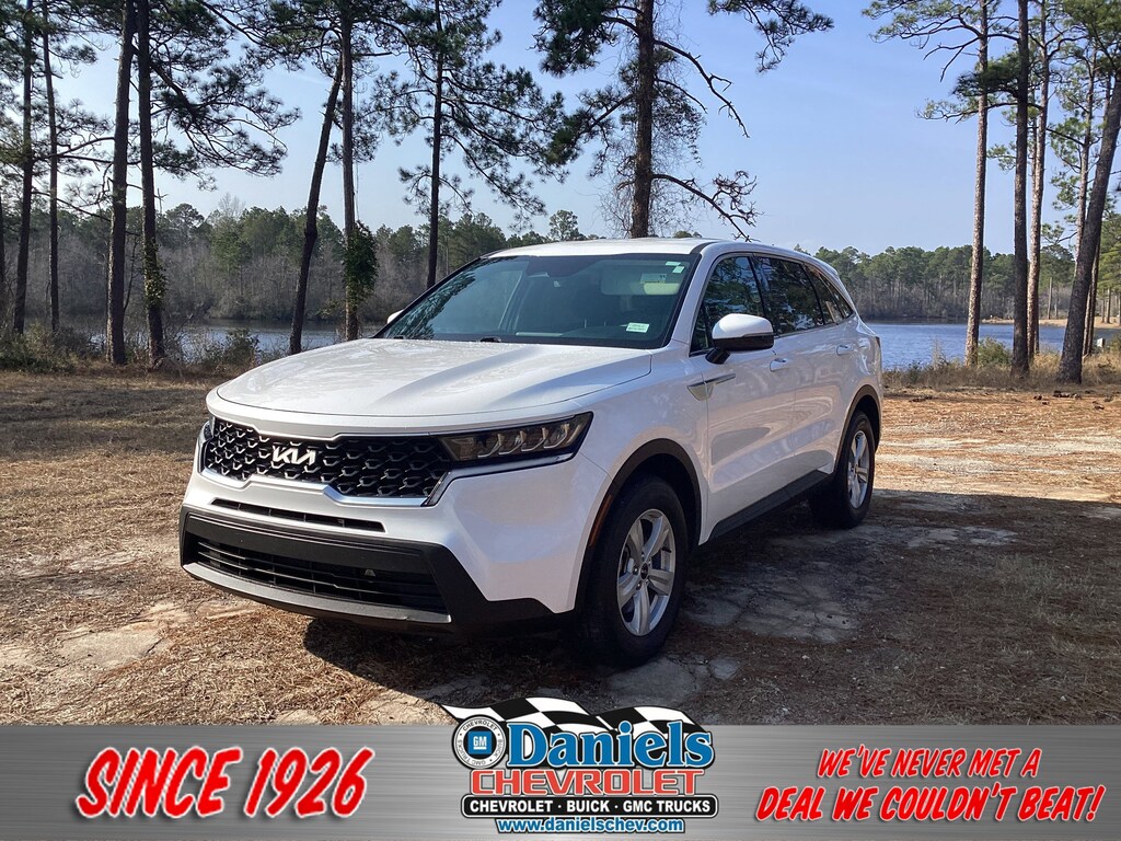 Used 2022 Kia Sorento LX SUV