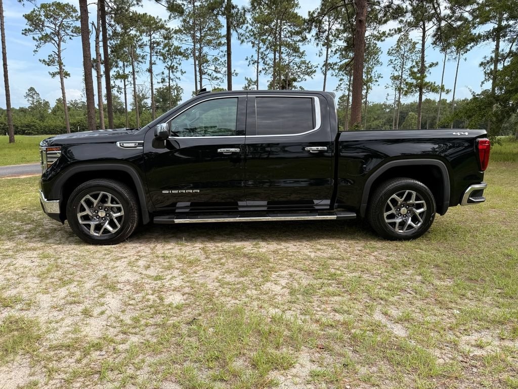 Used 2022 GMC Sierra 1500 SLT Truck