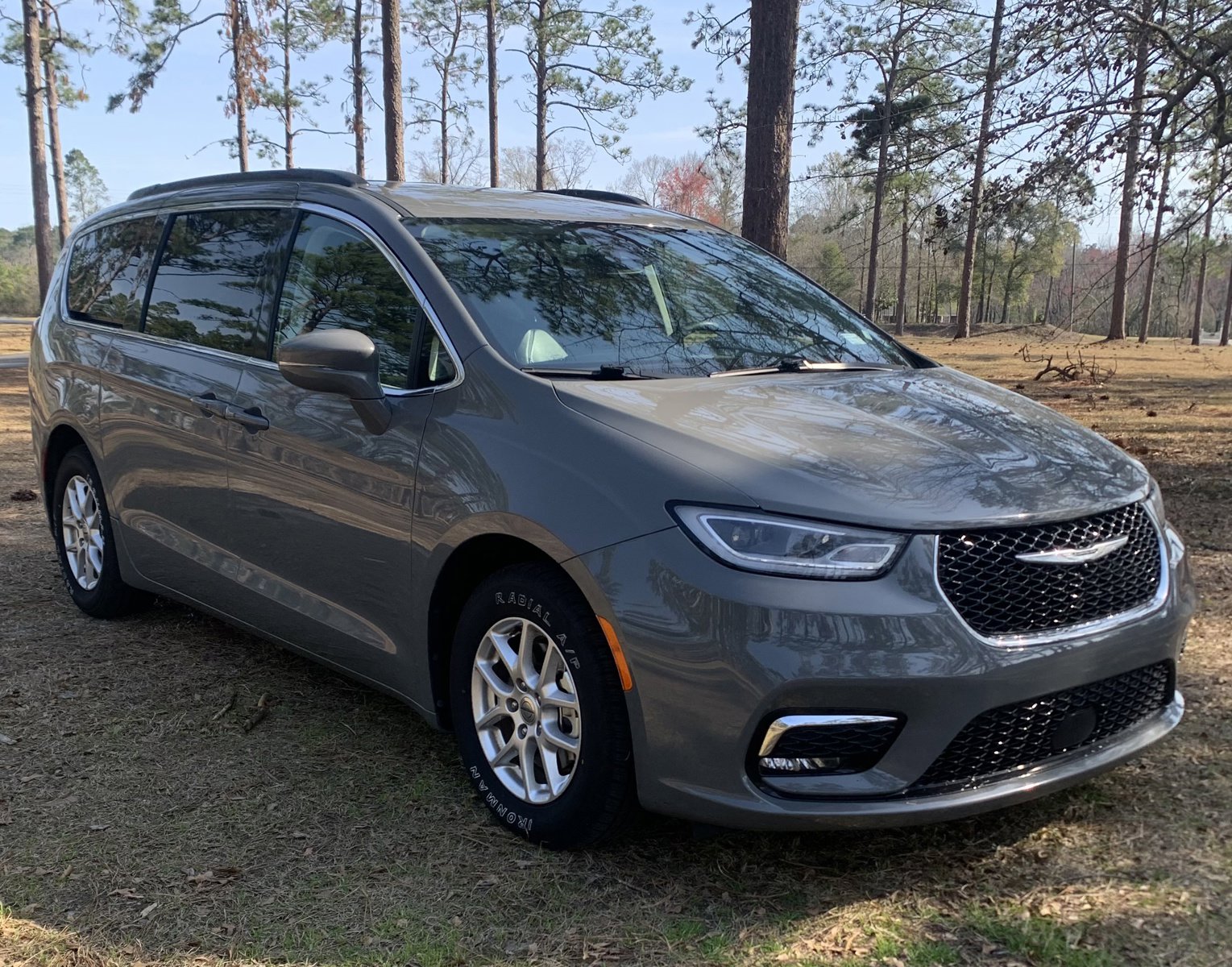 Used 2022 Chrysler Pacifica Touring L with VIN 2C4RC1BG0NR177949 for sale in Swainsboro, GA