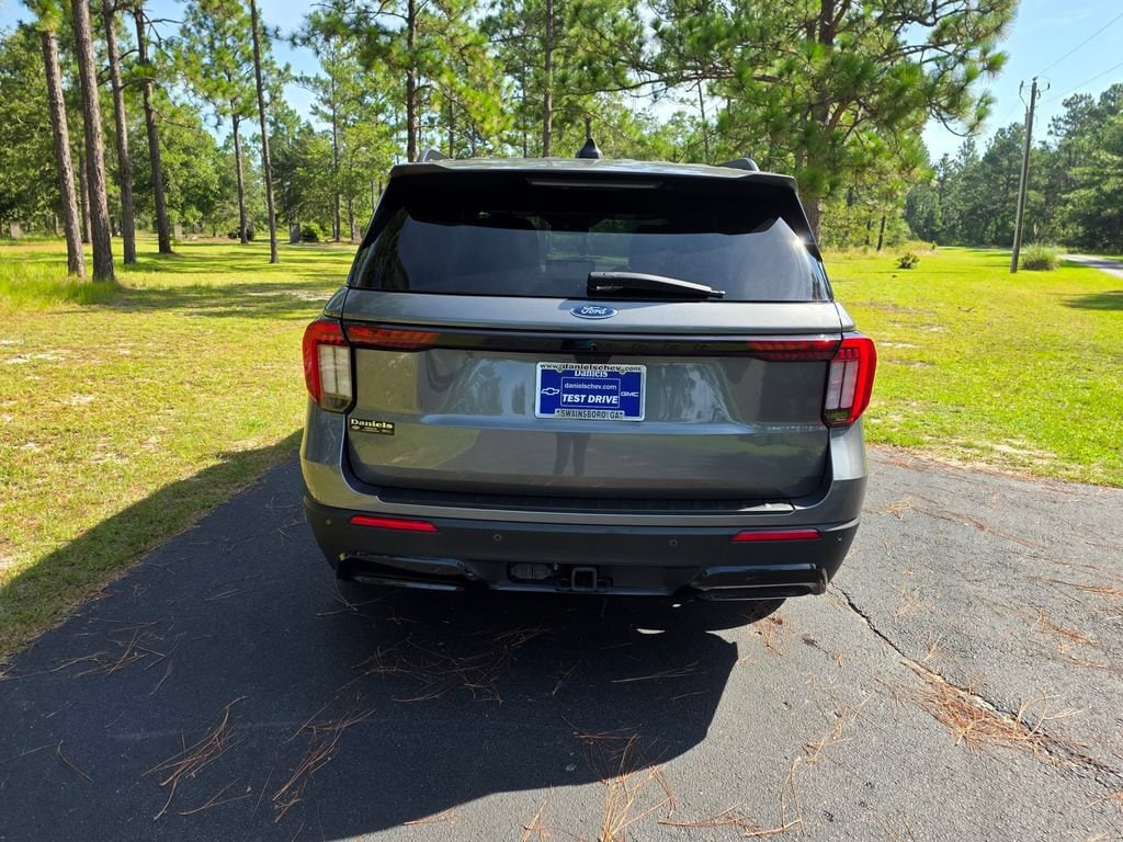 Used 2025 Ford Explorer ST-Line SUV