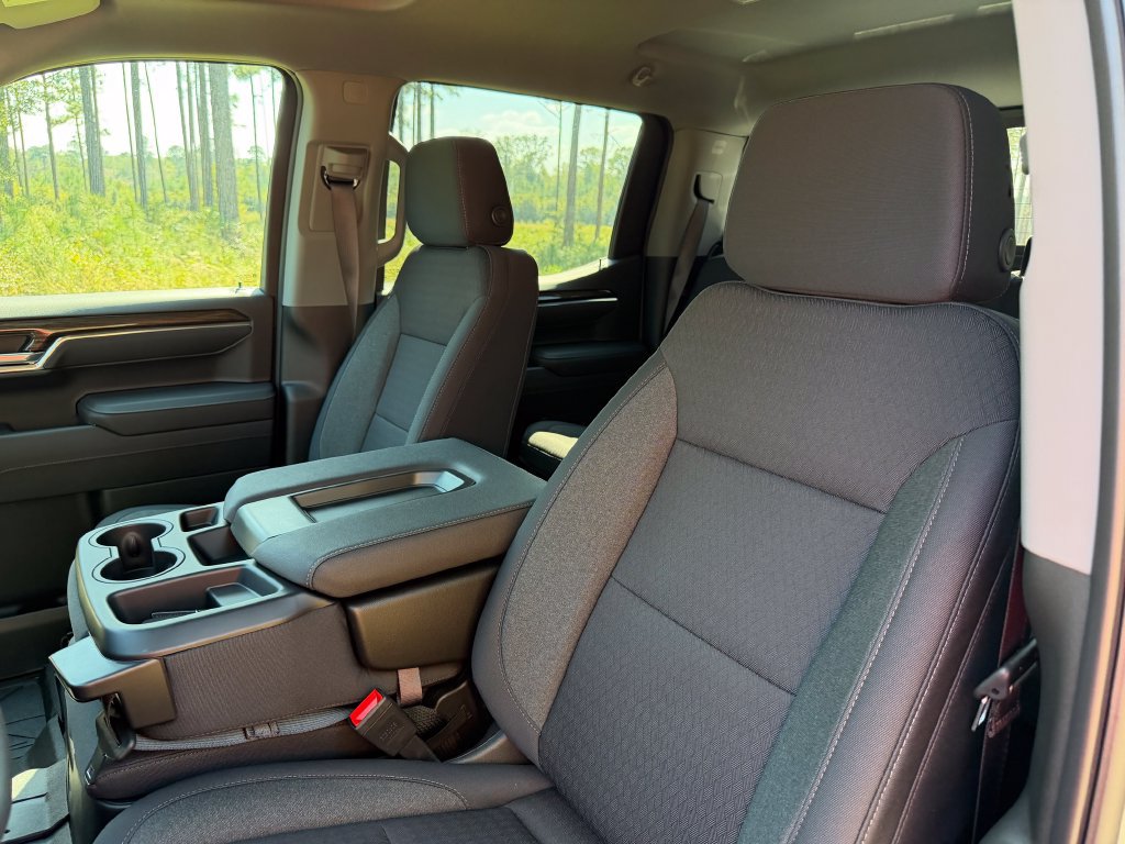 2026 Chevrolet Silverado 1500 LT - Photo 11