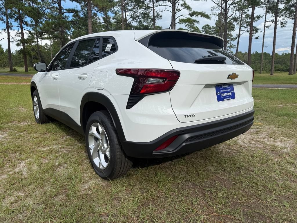 New 2026 Chevrolet Trax LS SUV