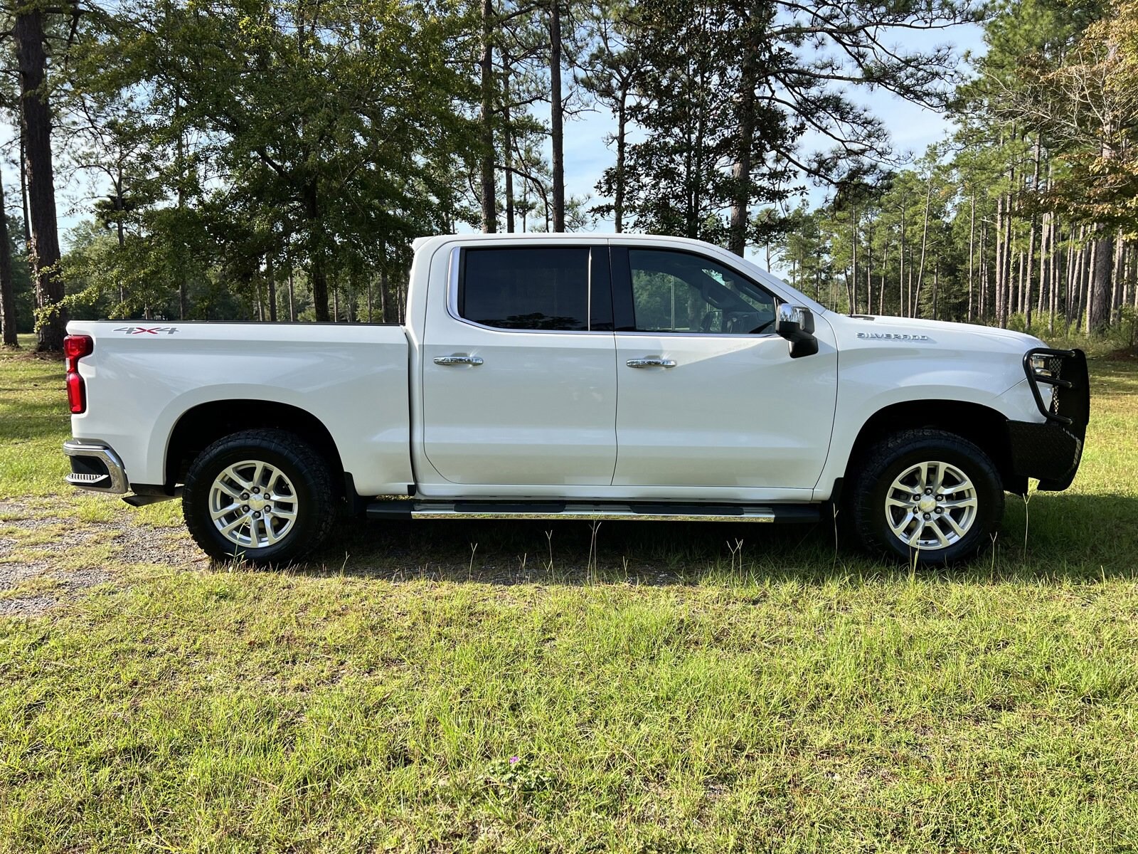 Used 2019 Chevrolet Silverado 1500 LTZ with VIN 1GCUYGED8KZ151651 for sale in Swainsboro, GA