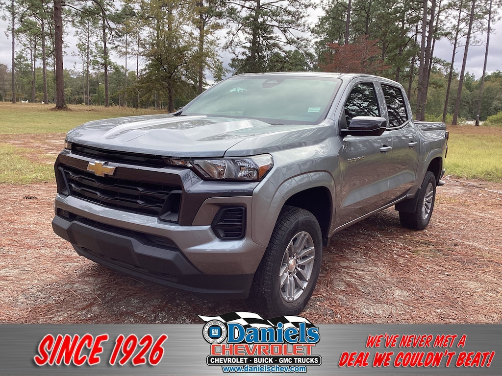 Used 2025 Chevrolet Colorado WT/LT Truck