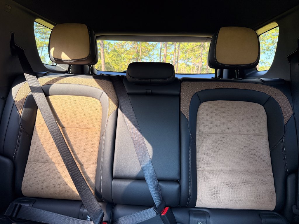2027 Chevrolet Equinox ACTIV - Photo 29