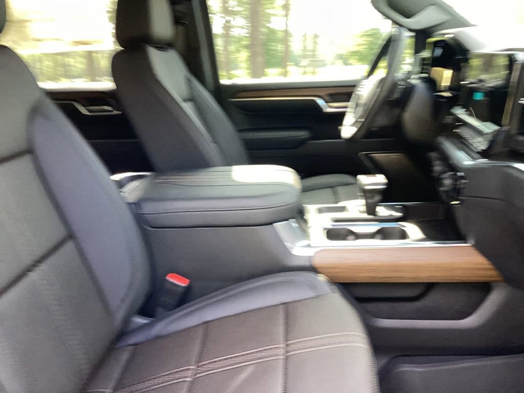 2026 Chevrolet Silverado 1500 High Country - Photo 26