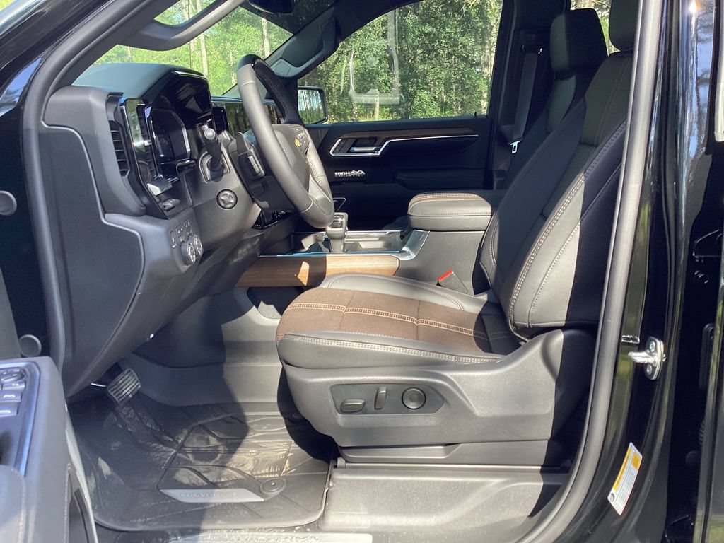 2026 Chevrolet Silverado 1500 High Country - Photo 15
