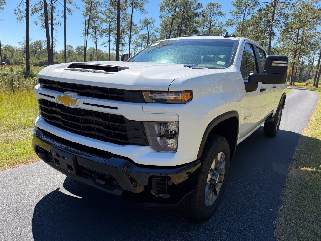 2026 Chevrolet Silverado 2500 HD Custom Truck