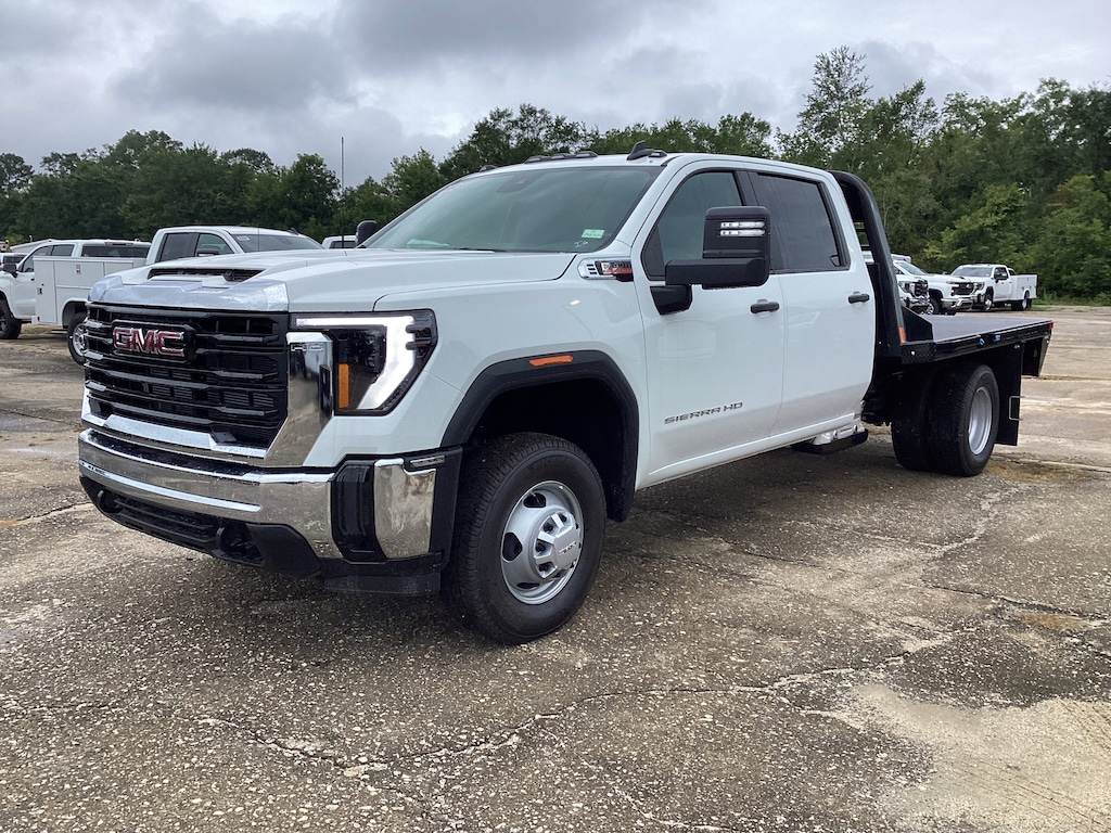 New 2025 GMC Sierra 3500 HD Chassis Cab Pro Truck