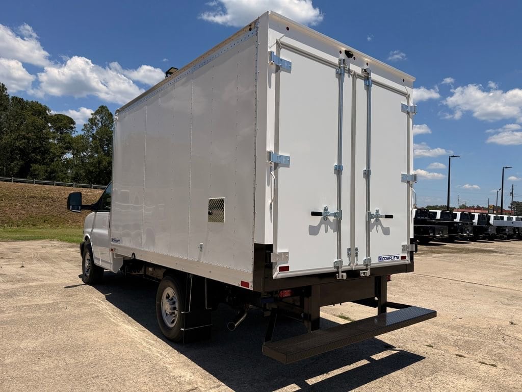 New 2026 Chevrolet Express Cutaway 3500 1WT Cutaway Van