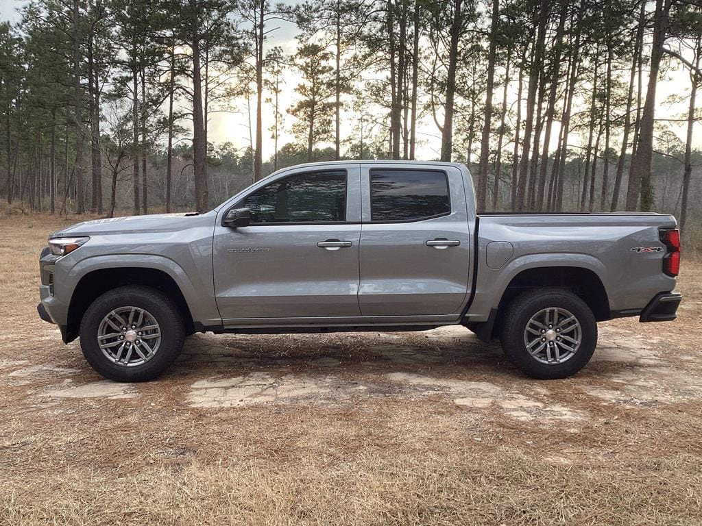New 2025 Chevrolet Colorado WT/LT Truck