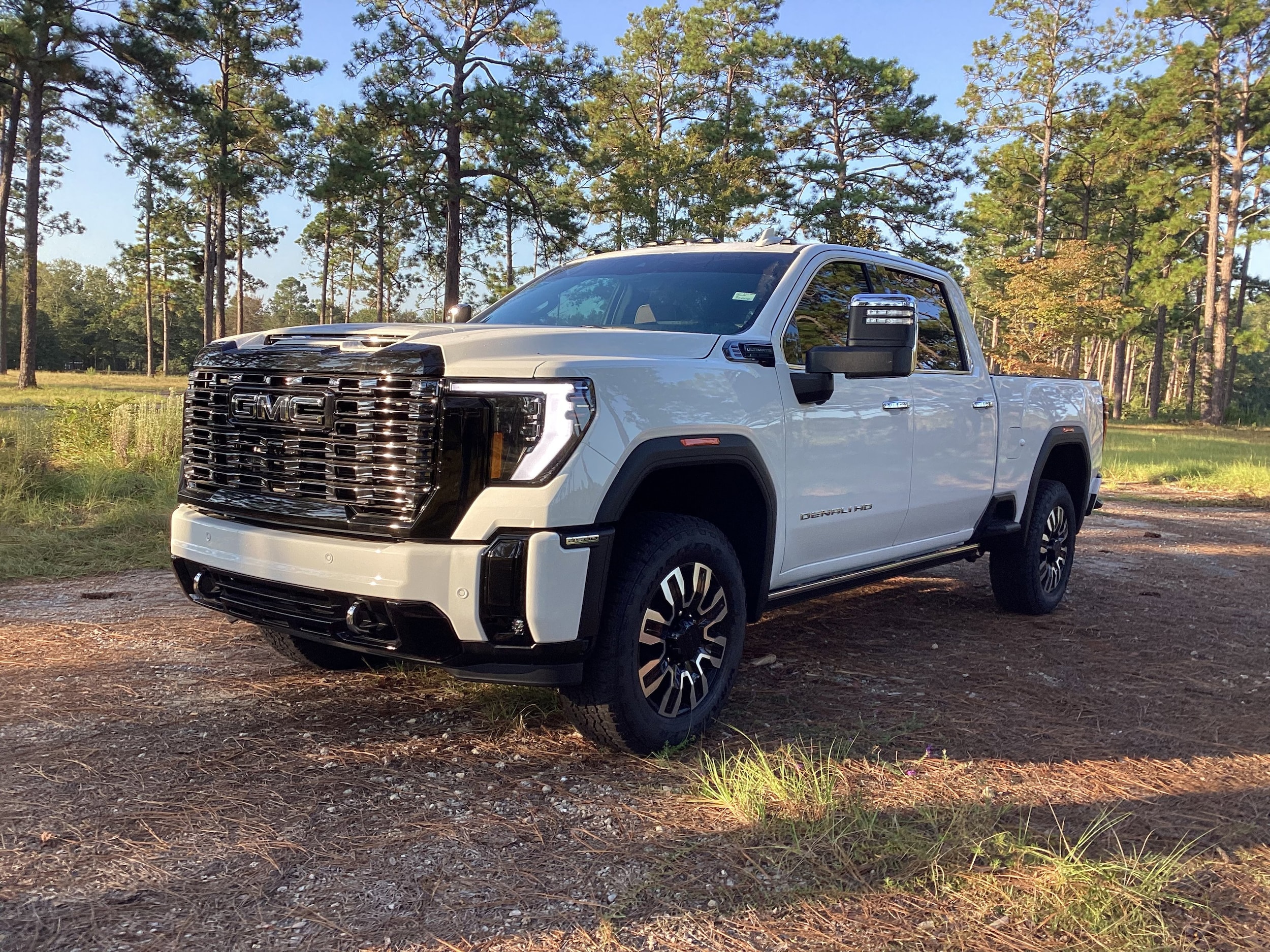2025 GMC Sierra 2500HD Denali Ultimate's photo