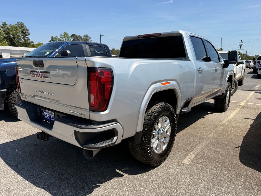 Used 2022 GMC Sierra 2500 HD Denali Truck