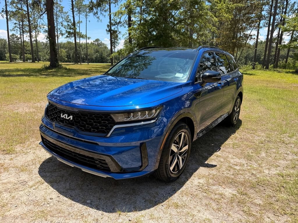 Used 2023 Kia Sorento S SUV