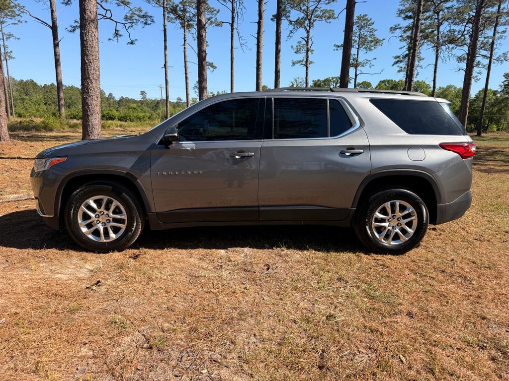 Used 2019 Chevrolet Traverse LT Cloth SUV