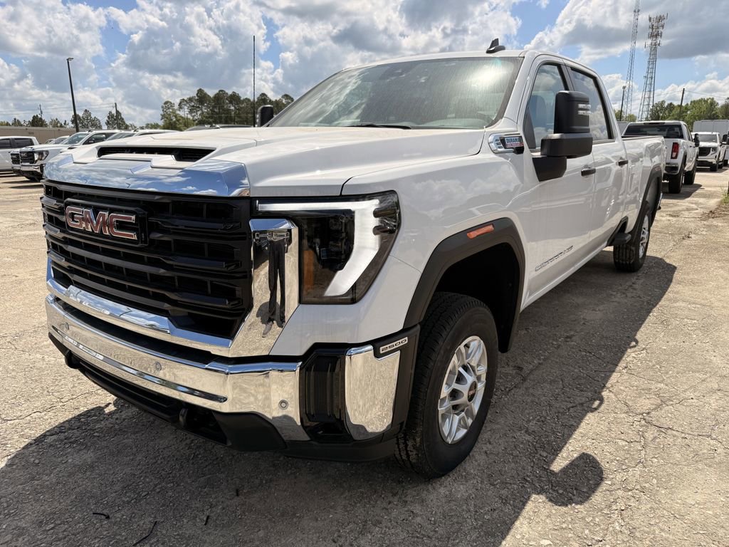 2025 GMC Sierra 4WD Crew Cab Standard Box Pro's photo