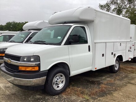 2025 Chevrolet Express Cutaway 3500 1WT Cutaway Van