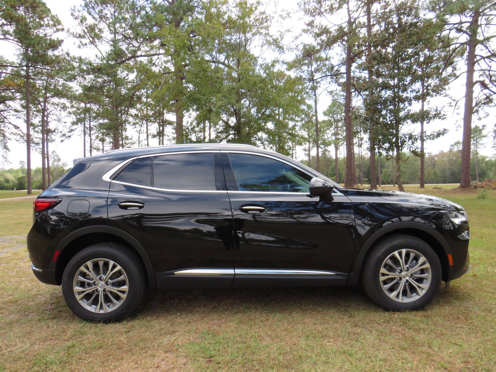 Used 2022 Buick Envision Preferred with VIN LRBAZLR49ND159289 for sale in Swainsboro, GA