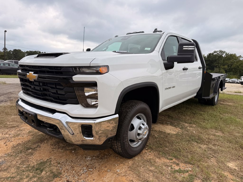  Chevrolet Silverado 3500 HD Chassis Cab