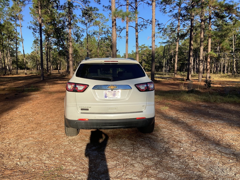 Used 2017 Chevrolet Traverse LT SUV