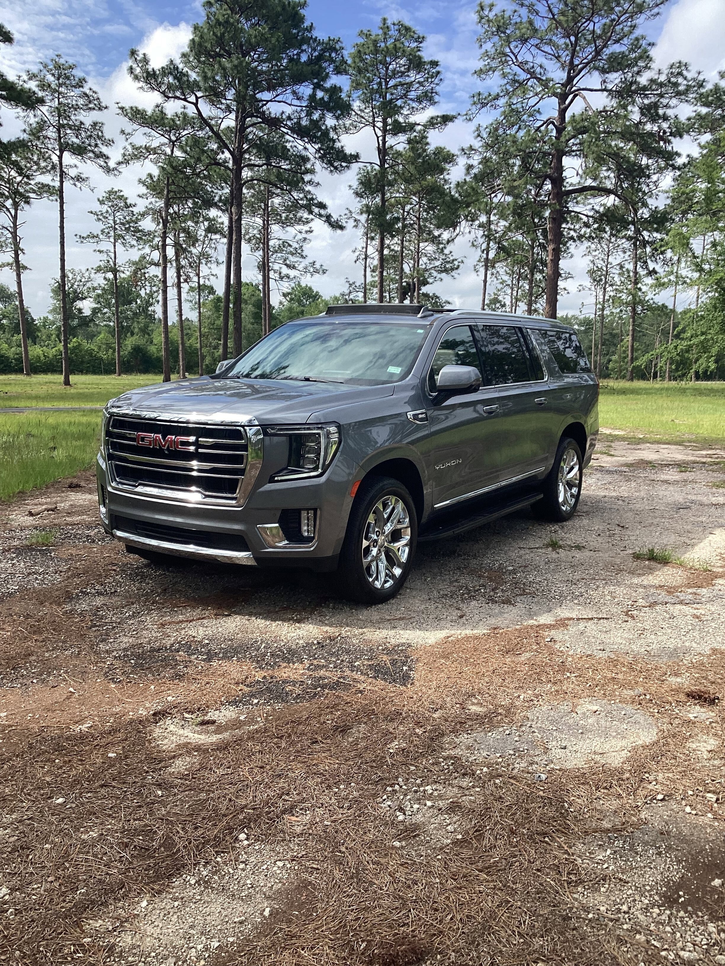 Used 2021 GMC Yukon XL SLT with VIN 1GKS1GKD0MR464362 for sale in Swainsboro, GA