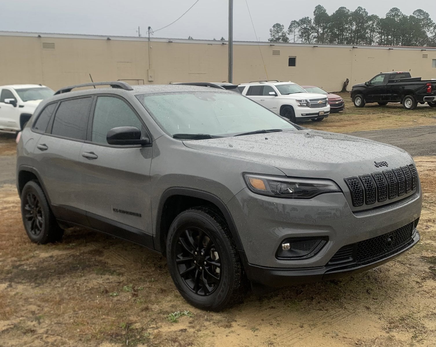 Used 2023 Jeep Cherokee Altitude Lux with VIN 1C4PJMMB9PD115309 for sale in Swainsboro, GA