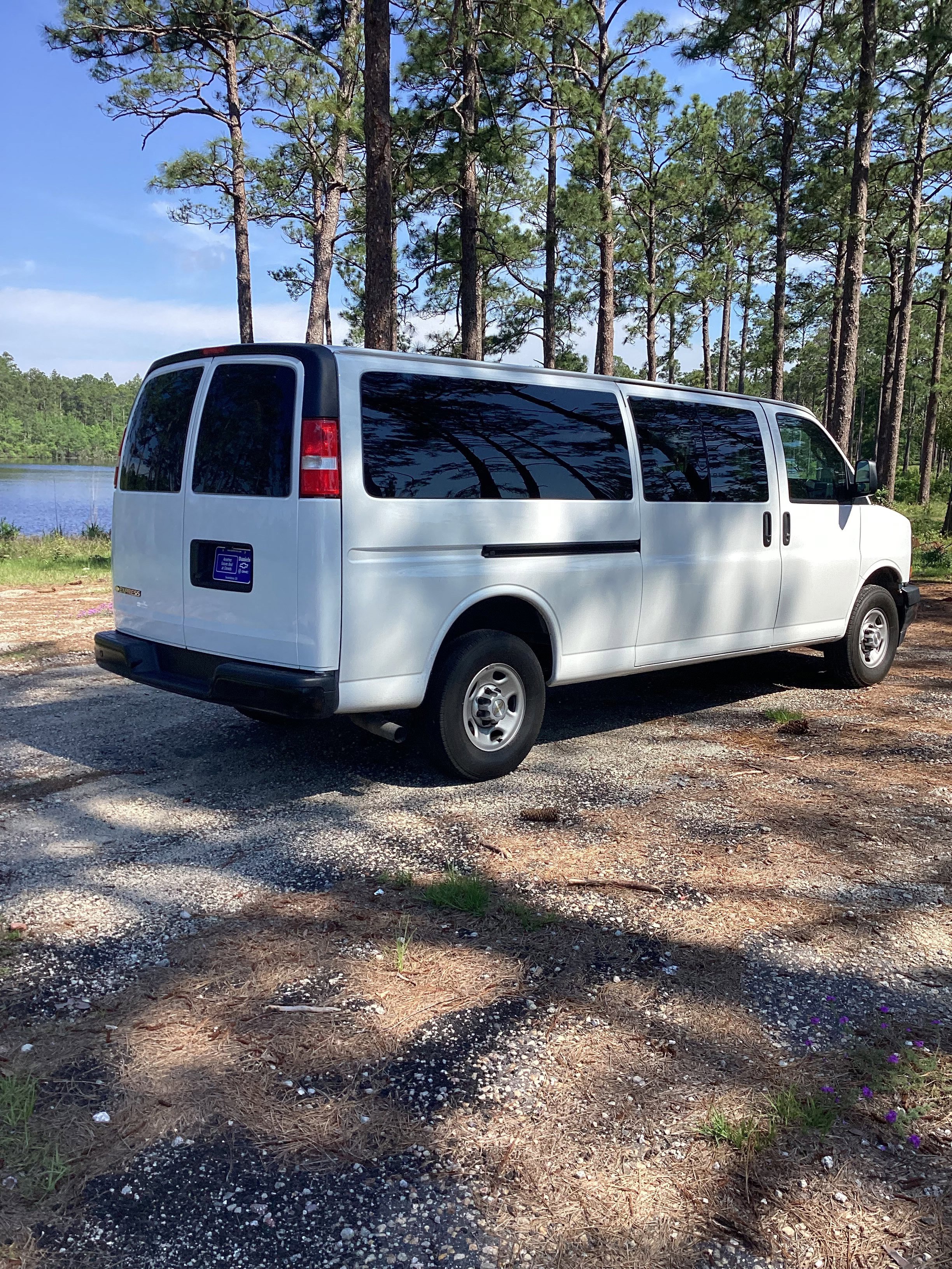 Used 2022 Chevrolet Express Passenger LS with VIN 1GAZGNFP3N1270693 for sale in Swainsboro, GA