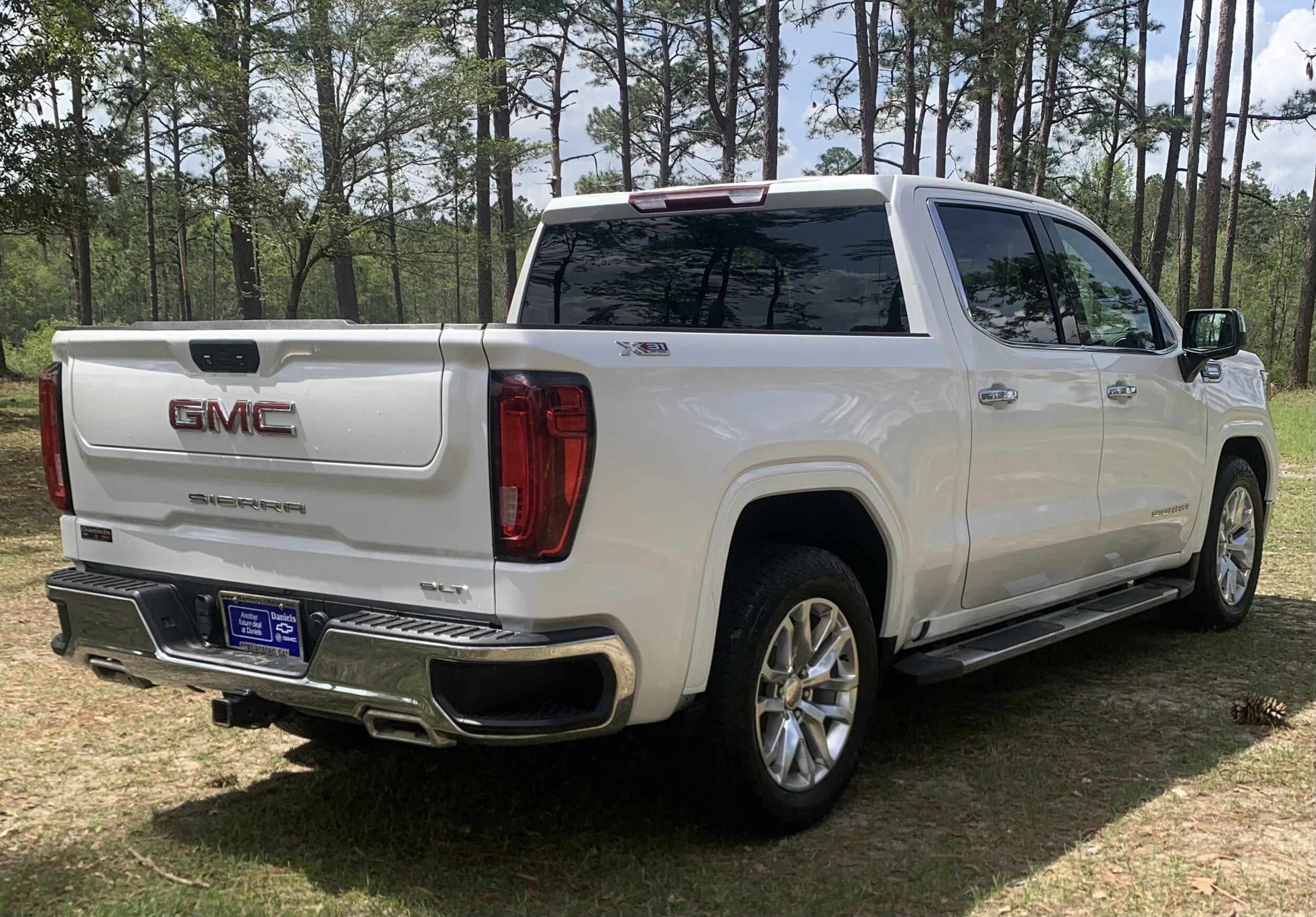 2021 Gmc Sierra 1500 SLT photo 3