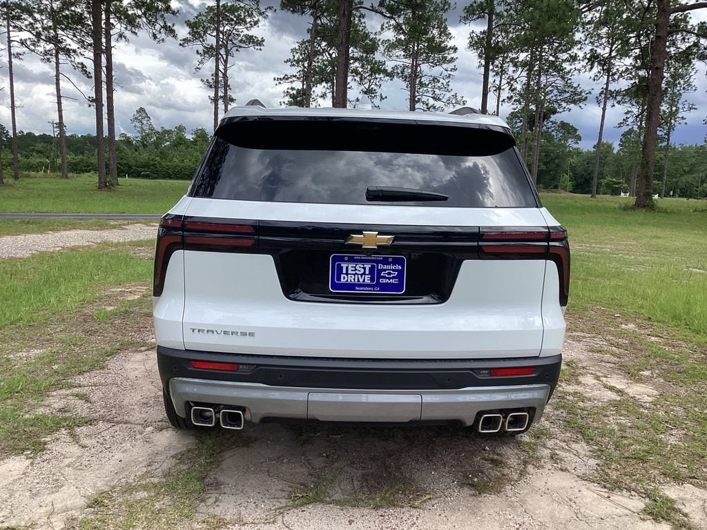 New 2026 Chevrolet Traverse LT SUV