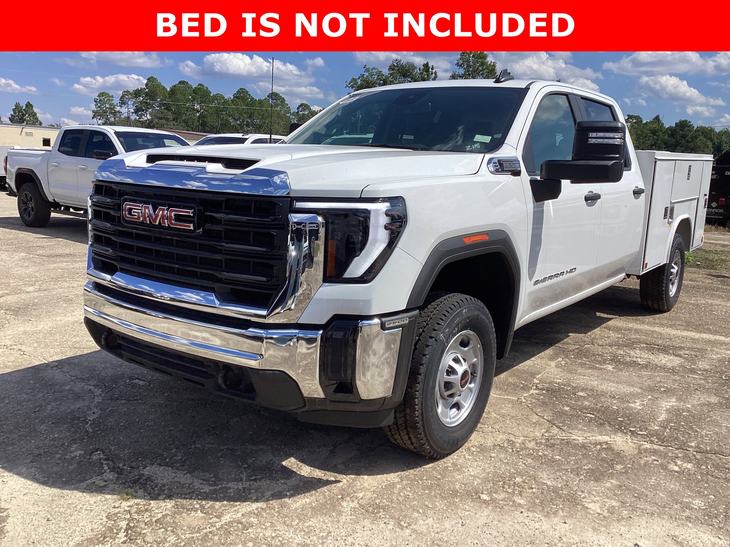 2025 GMC Sierra 2500HD Pro's photo