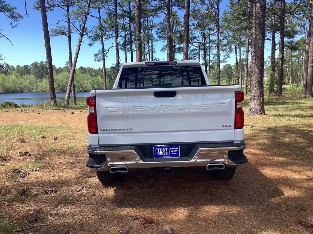 2026 Chevrolet Silverado 1500 LTZ - Photo 4
