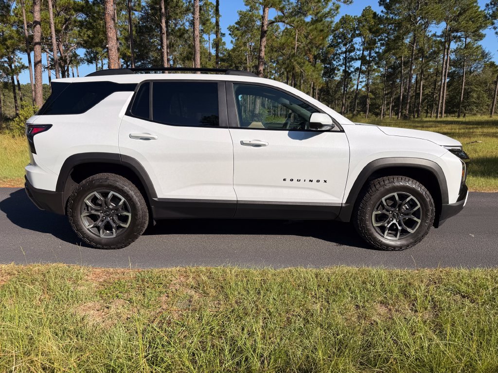 2027 Chevrolet Equinox ACTIV - Photo 6
